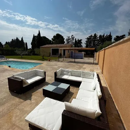 Magnifique Maisonnette Dépendance Avec Piscine *